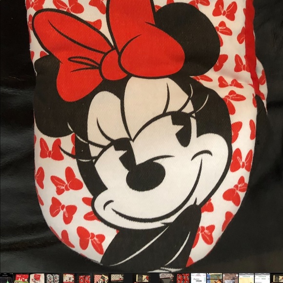 Minnie Mouse oven mitts - Picture 2 of 2